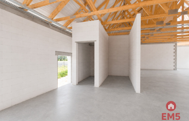 Lokal handlowo-usługowy 390 m2