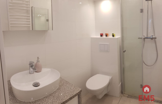 Mieszkanie 52 m² z działką 375 m² i garażem