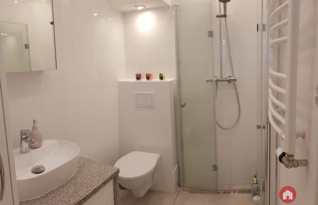 Mieszkanie 52 m² z działką 375 m² i garażem