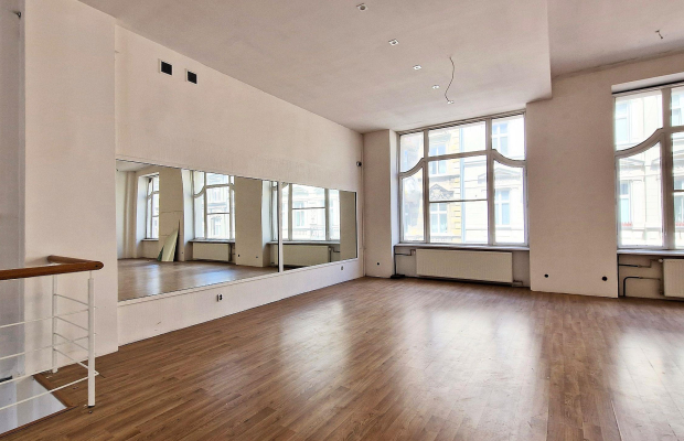 Centrum - do wynajęcia lokal 150 m2 ul. Jaracza