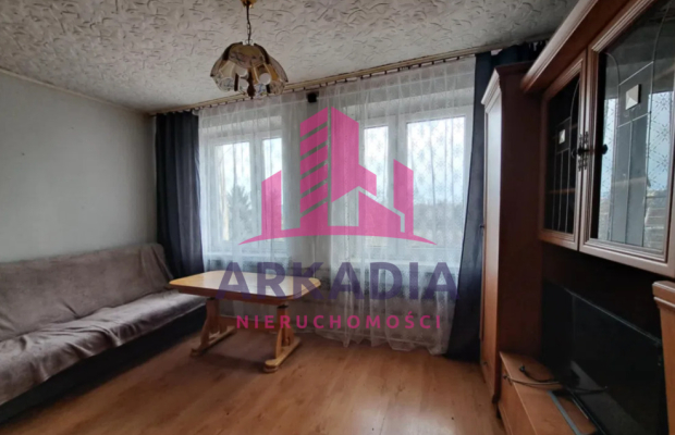 2 pokoje, 25m2 III piętro- Dzierżoniów