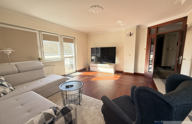 Komfortowy apartament przy Pl.Batorego z garażem
