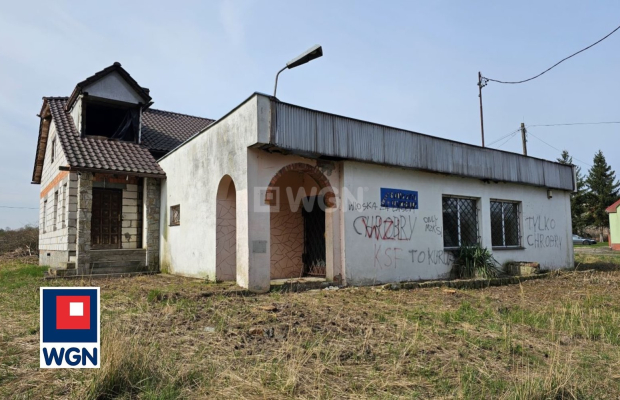 Popęszyce, dom, 5 pokoi, 128,17 m2, działka 647 m2, sprzedam, cena 310 000 zł.  
  
REZERWACJA  
  
Na sprzedaż dom w stanie su