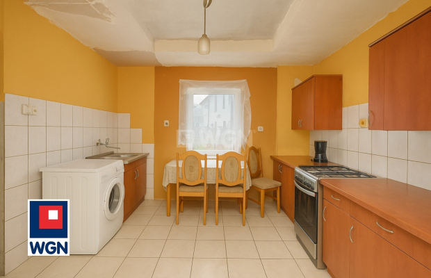 Przemków, mieszkanie, 2 pokoje, 49 m2, sprzedam 89 000zł.  
  
Na sprzedaż mieszkanie znajdujące się na parterze w kamienicy. W