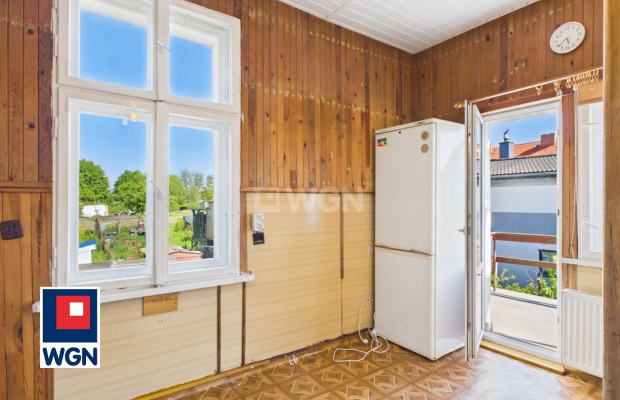 Trzebiatów, mieszkanie z ogródkiem i garażem, 2 pokoje, 47 m2, sprzedam, 219 000 zł.  
  
Na sprzedaż 2-pokojowe, bezczynszowe 