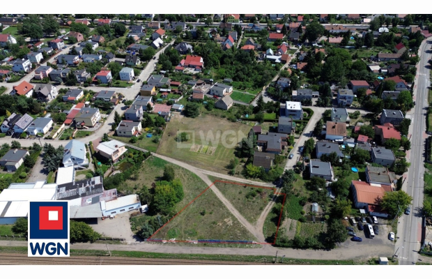 Na sprzedaż działka nr 526/26 o powierzchni 1794 m2, położona w Nowej Soli, w obrębie 4. 
 
Nieruchomość objęta jest miejscowym