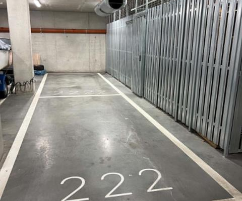 Podwójne miejsce post. z komórką lok.- Białowieska