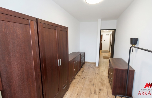 Arkadia Nieruchomości prezentuje komfortowe mieszkanie w samym Centrum miasta - 3 pokoje, balkon, świetna lokalizacja 

 Na spr