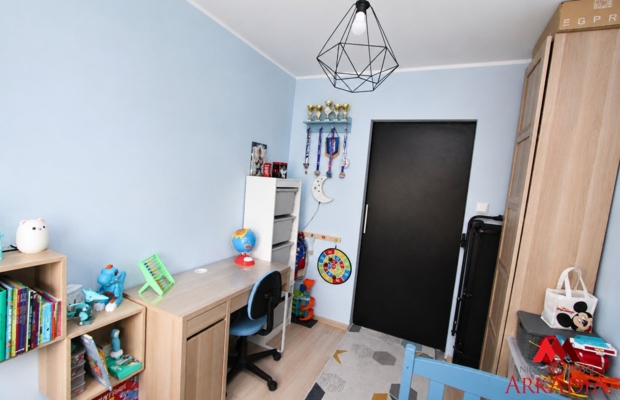 Na sprzedaż 2 pokoje, balkon, ul. Ostrowska 32