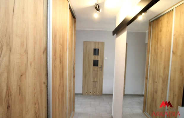 Na sprzedaż 2 pokoje, balkon, ul. Ostrowska 32