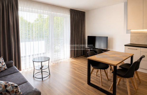 PIERWSZY NAJEM | NOWE MIESZKANIE 43,11 m² | GARAŻ | KOMÓRKA LOKATORSKA | JAWORZE  

 Do wynajęcia  nowe, nigdy wcześniej niezam