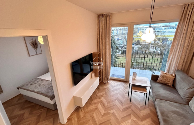 Mieszkanie 36 m2 na wynajem w nowoczesnym apartamentowcu na Osiedlu Glinki.  
Teren ogrodzony , zamknięty z sterowaną bramą wja