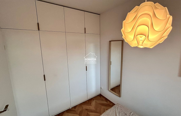 Mieszkanie 36 m2 na wynajem w nowoczesnym apartamentowcu na Osiedlu Glinki.  
Teren ogrodzony , zamknięty z sterowaną bramą wja