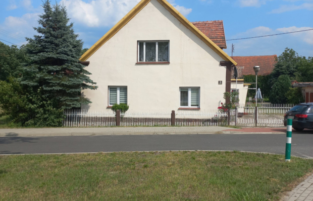 Dom wolnostojący 250m2 | Działka 34ar | Budynki