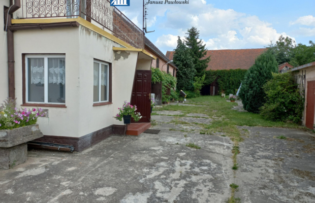 Dom wolnostojący 250m2 | Działka 34ar | Budynki