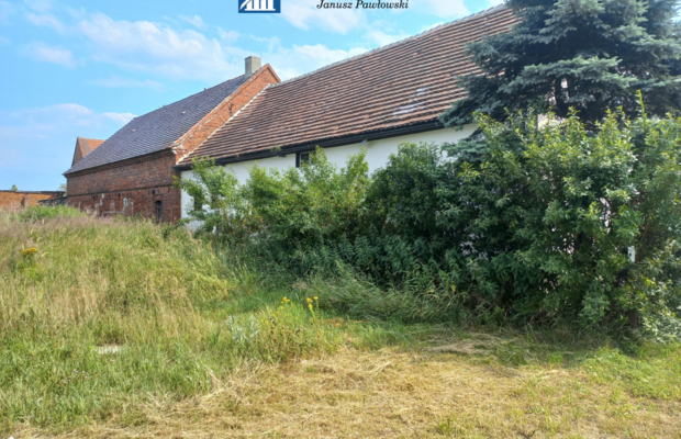 Dom wolnostojący 250m2 | Działka 34ar | Budynki
