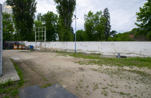 Lokal - Hala 180m2, działka 1200m2