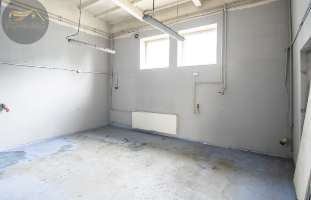 Lokal - Hala 180m2, działka 1200m2