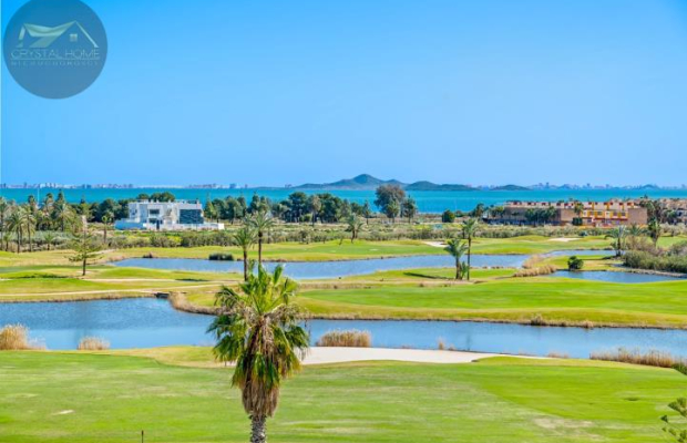 Apartament przy polu golfowym w Los Alcázares