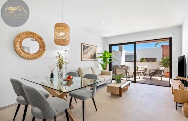 Apartament przy polu golfowym w Los Alcázares