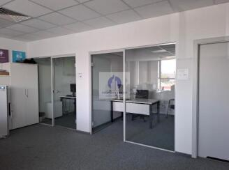Włochy: lokal biurowy 366m2 do podnajmu