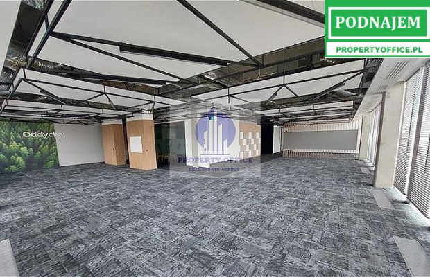 Włochy: lokal biurowy 1163m2 do podnajmu