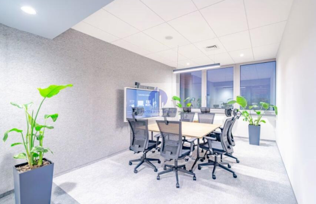 Ochota: lokal biurowy 1298 m2 do wynajęcia