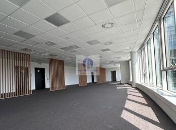 Mokotów: lokal biurowy 2563m2 do wynajęcia