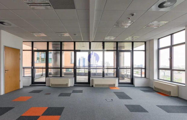 Ochota: lokal biurowy 445 m2 do wynajęcia