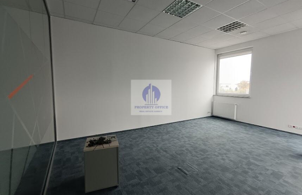 Włochy: lokal biurowy 238,22m2 do wynajęcia