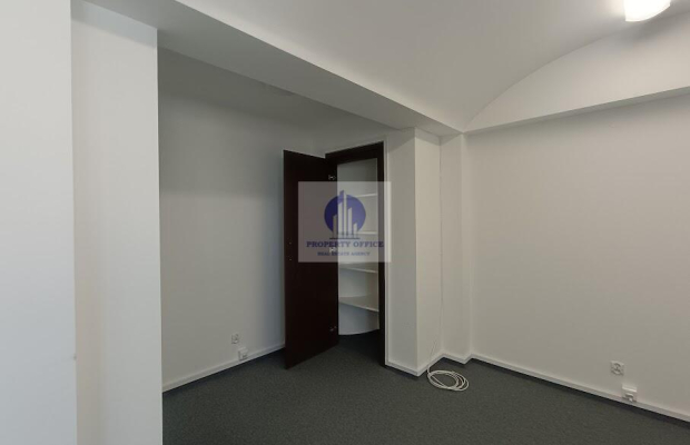 Śródmieście: lokal biurowy 30,17m2 do wynajęcia