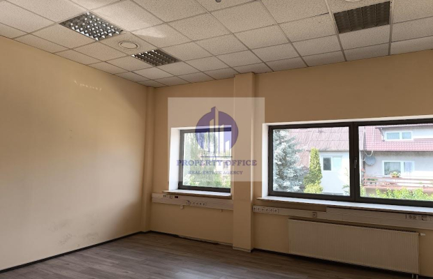 Targówek: lokal biurowy 64,50m2 do wynajęcia