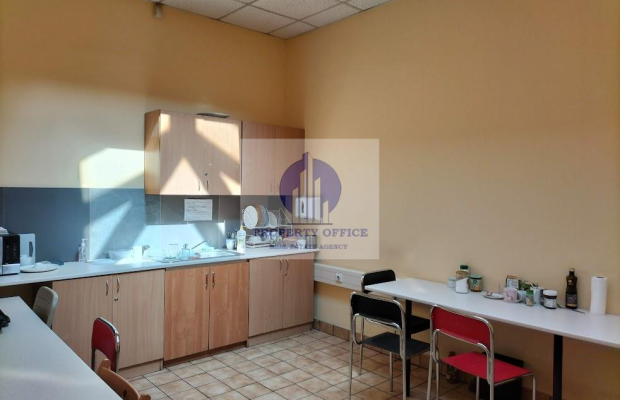 Targówek: lokal biurowy 64,50m2 do wynajęcia