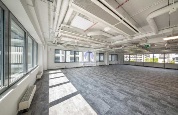 Wola: lokal biurowy 1400m2 do wynajęcia