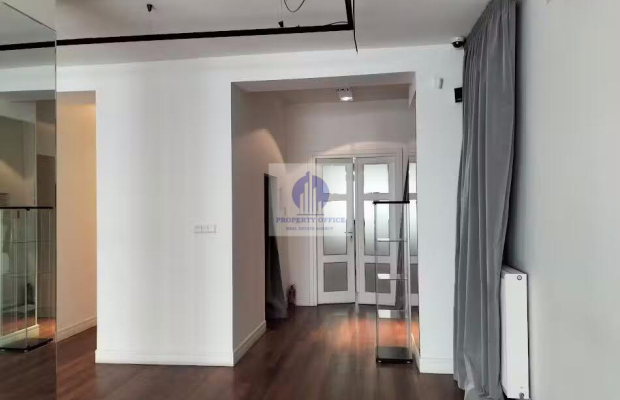 Śródmieście: lokal handlowo-usługowy 110 m2 do wynajęcia