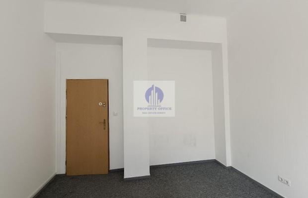Śródmieście: lokal biurowy 15,80 m2 do wynajęcia