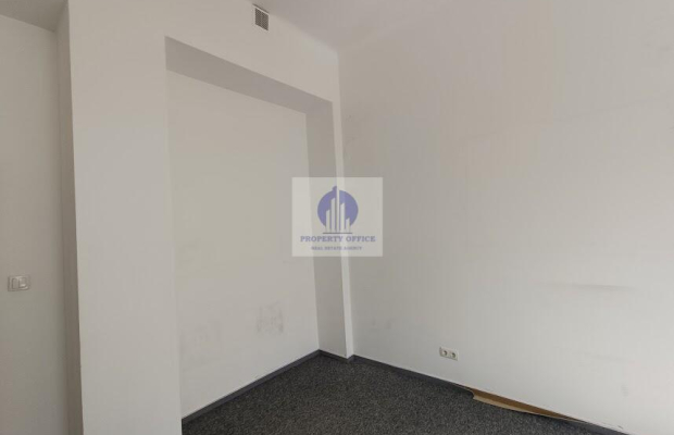 Śródmieście: lokal biurowy 15,80 m2 do wynajęcia