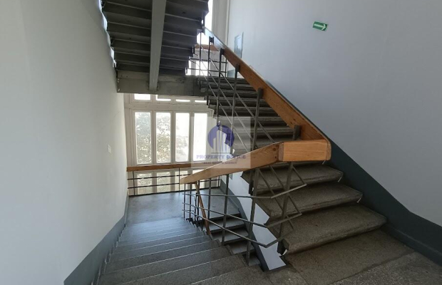Praga Południe: lokal biurowy 23,10m2 do wynajęcia