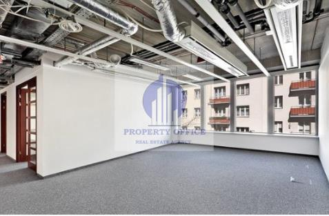 Wola: lokal biurowy 495m2 do wynajęcia