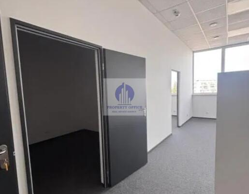 Włochy: lokal biurowy 61,60m2 do wynajęcia