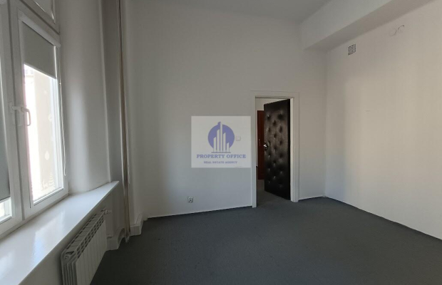 Śródmieście: lokal biurowy 17,82m2 do wynajęcia