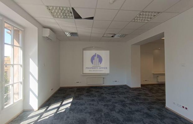 Śródmieście: lokal biurowy 101,71 m2 do wynajęcia