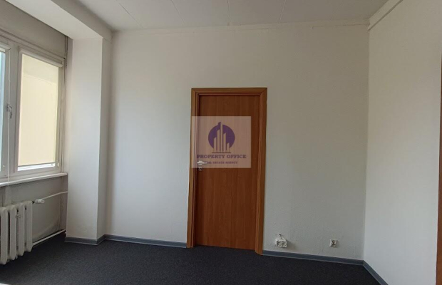Praga Południe: lokal biurowy 14,40m2 do wynajęcia