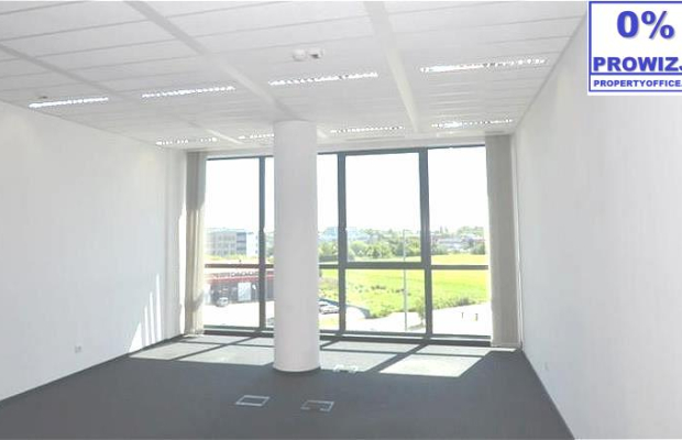 Włochy: lokal biurowy 552m2 do wynajęcia