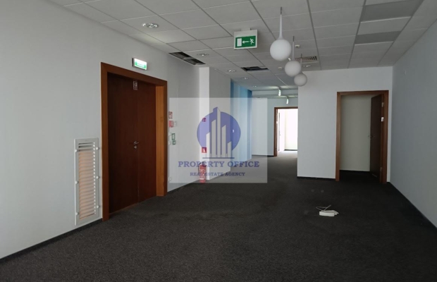 Mokotów : lokal biurowy 900m2 do wynajęcia