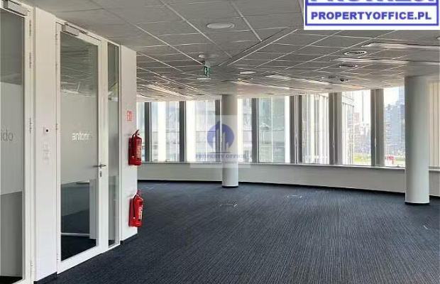 Wola: lokal biurowy 947m2 do wynajęcia