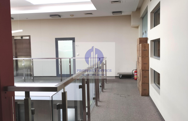 Włochy: lokal biurowy 24,51 m2 do wynajęcia