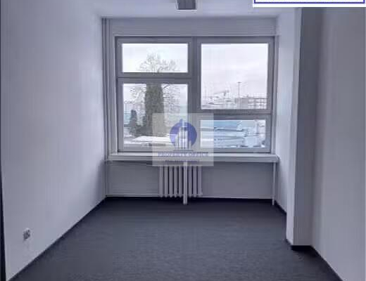 Włochy: lokal biurowy 35,20m2 do wynajęcia