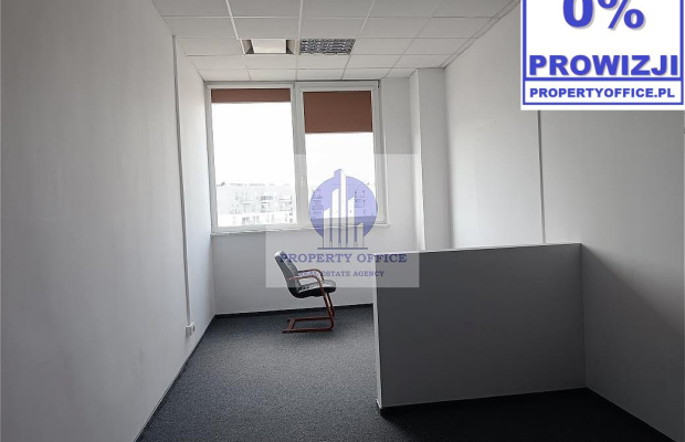 Włochy: lokal biurowy 36,30 m2 do wynajęcia