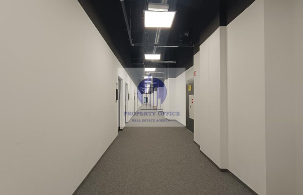 Włochy: lokal biurowy 36,30 m2 do wynajęcia